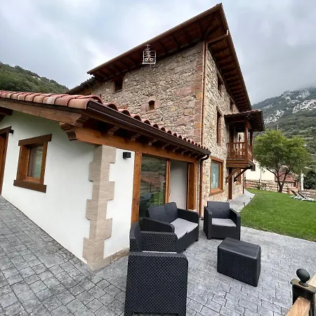 Casa Maribel. En Lebena, Picos De Europa Lebena