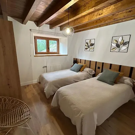Casa Maribel. En Lebena, Picos De Europa Сasa de vacaciones