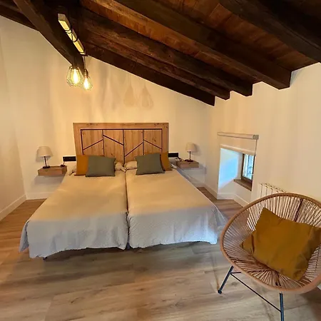 Casa Maribel. En Lebena, Picos De Europa Holiday home *