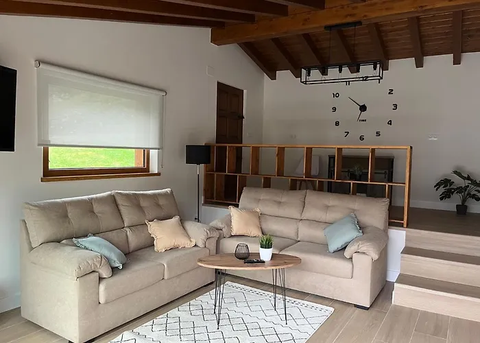 Casa Maribel. En Lebena, Picos De Europa Holiday home *