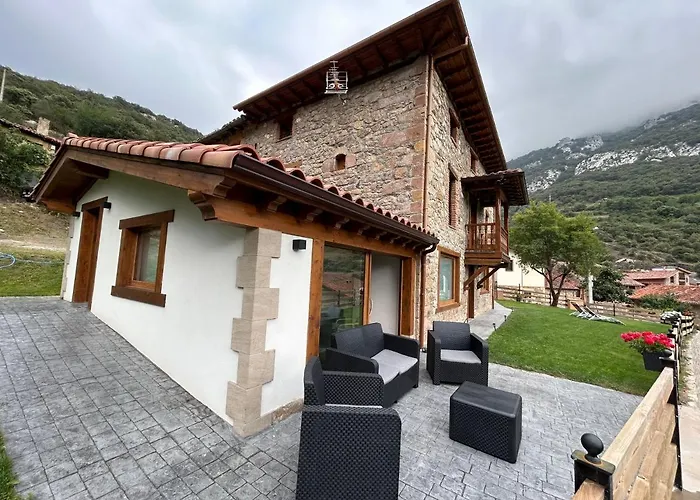 Casa Maribel. En Lebena, Picos De Europa Lebena