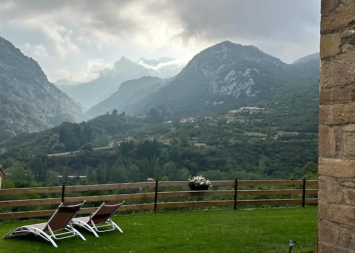 Casa Maribel. En Lebena, Picos De Europa